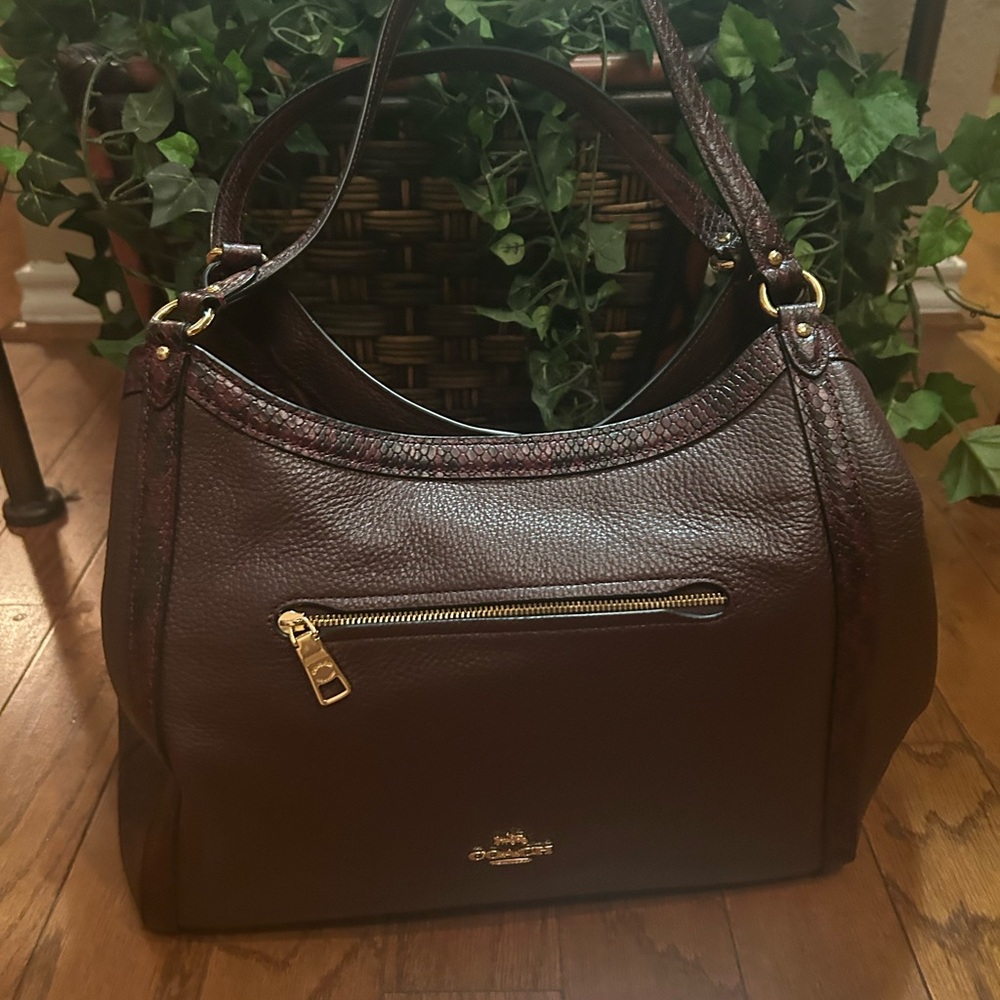 Coach Dark Brown Leather Hobo Tote with Gold Hardware - Picture 4 of 11